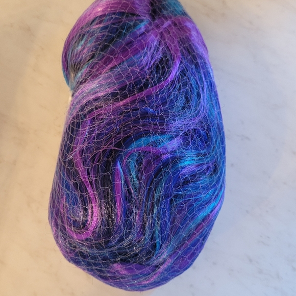 Halloween Wig black, purple and blue - Picture 3 of 4